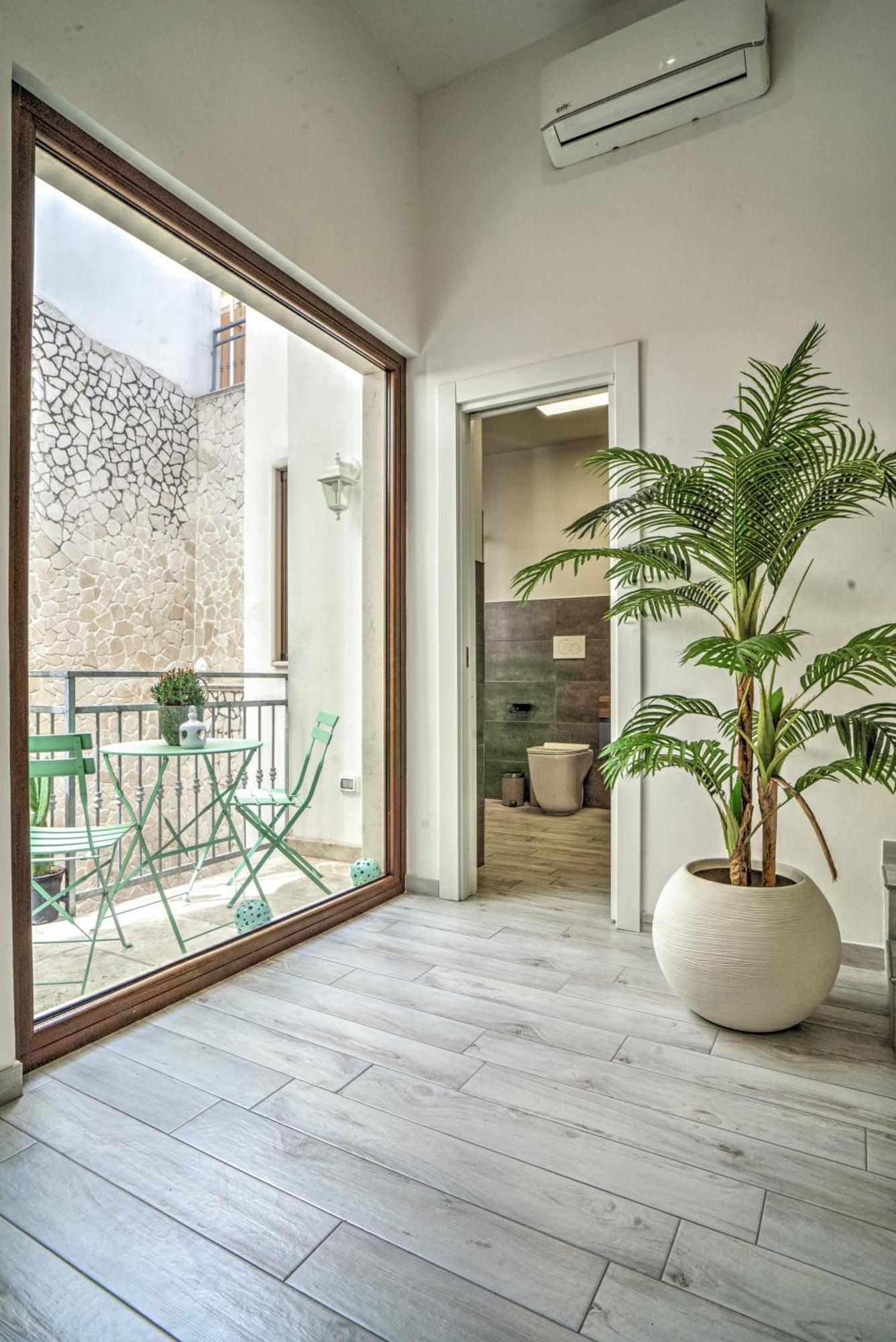 Alivi Indipendent Apartment บรินดิซิ ภายนอก รูปภาพ